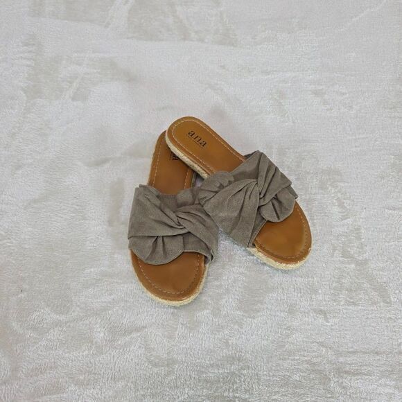 a.n.a Sz 6 Flat Sandals Taupe Fabric Bow Slides Sandals Hemp Rope Accents Flats - Picture 1 of 6